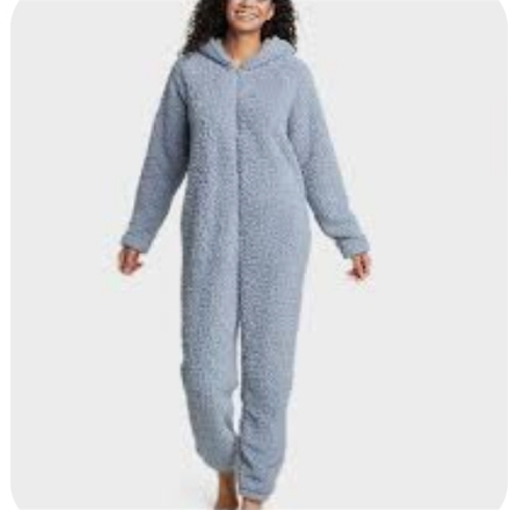 🎉 Eddie Bauer 'Fireside Plush' Onesie 🎉